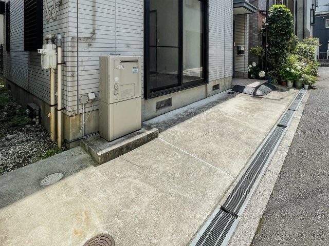 魚崎北町六丁目　戸建の前面道路含む現地写真