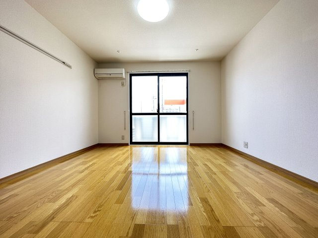 kanada A棟の洋室