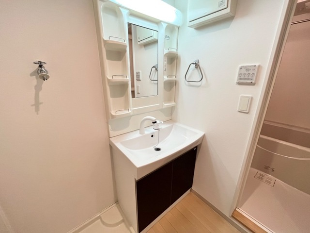 フェニックス スウィートの独立洗面台|洗髪洗面化粧台