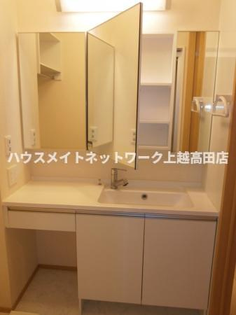 サンリジェールの独立洗面台|洗髪洗面化粧台