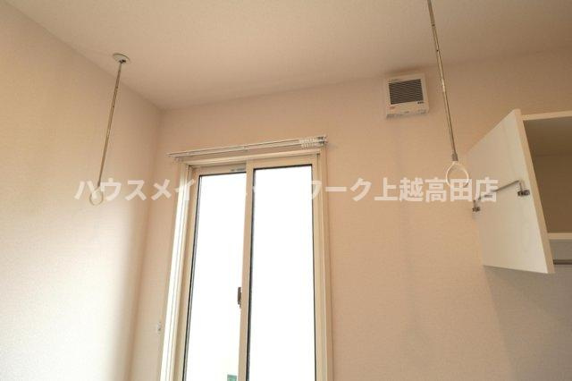 ラグナタウン西城 Ｂの設備|室内物干し