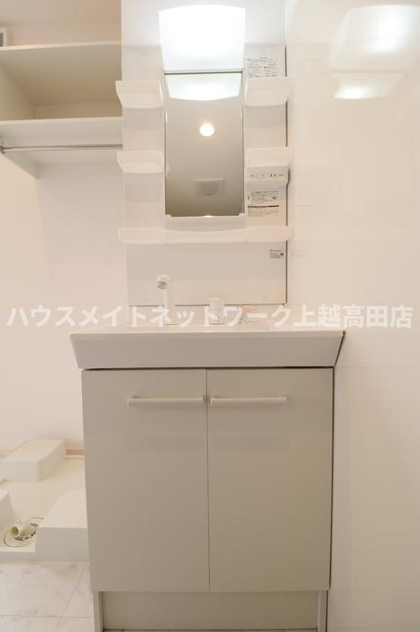 ラグナタウン西城 Ｂの洗面所|洗髪洗面化粧台
