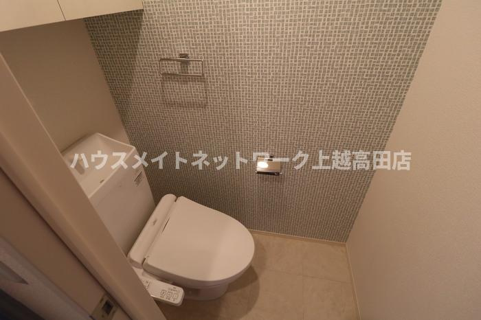 プランドール Ｂのトイレ|温水洗浄暖房便座