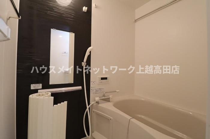 プランドール Ｂの浴室|追焚機能付