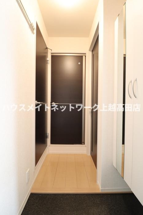メゾン ド オランジュの玄関|玄関