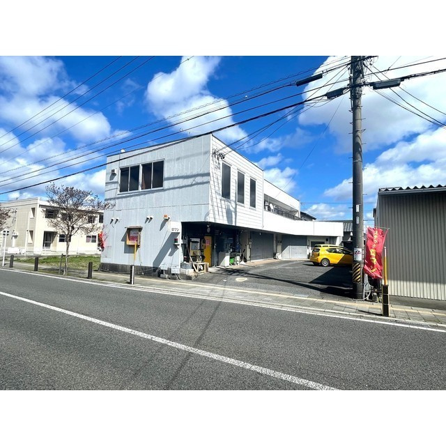 本巣郡北方町芝原中町５丁目の店舗事務所