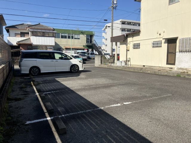 【周辺】 | 名古屋市守山区元郷一丁目 | 南西側
南北に長い地形で、日当たりの取りやすさ◎