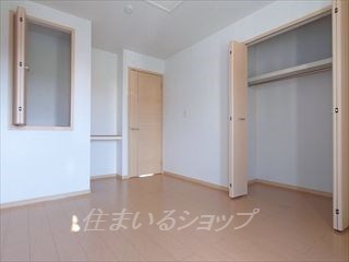 安芸高田市向原町坂のアパートの収納|クローゼット