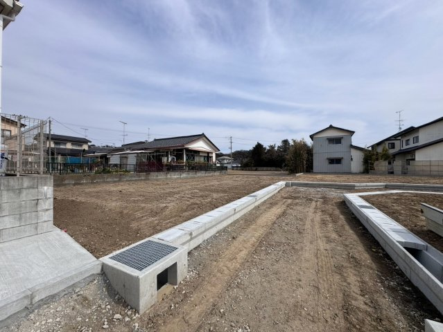 【売地】　いわき市泉町滝尻字中ノ坪の前面道路含む現地写真