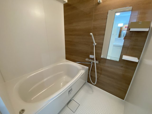 朝日プラザ深江北町の浴室