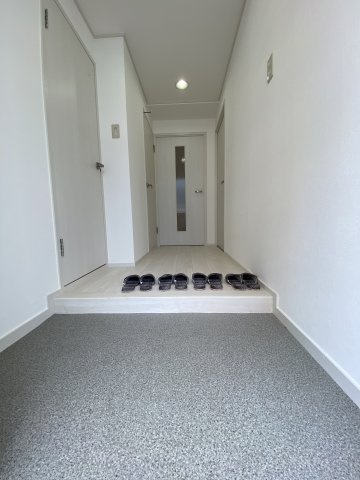 朝日プラザ深江北町の玄関