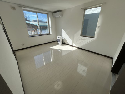 【居間・リビング】 | カーム中央