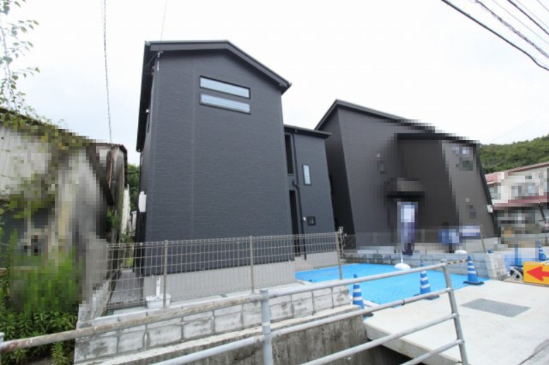 高見町　2号棟　新築戸建　太陽光発電システム【内覧可能】（全2棟）の外観