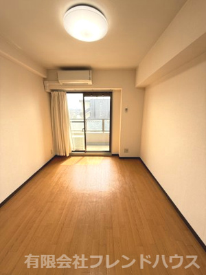 【居間・リビング】 | 朝日プラザアムネット天満町