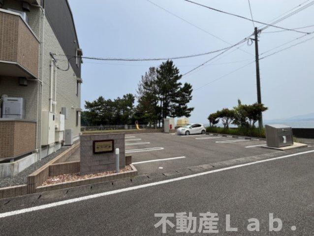 D-room北浜の駐車場