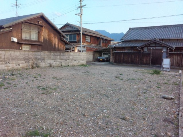 西条市神拝甲511-92　土地の外観