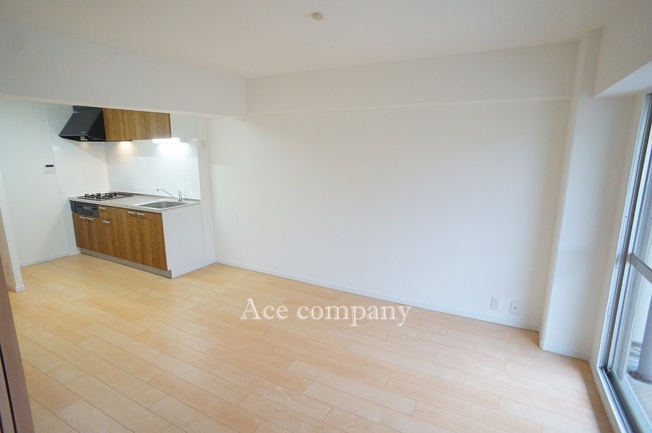 【居間・リビング】 | 朝日プラザ小阪A棟 | 【LDK：約11.5帖】