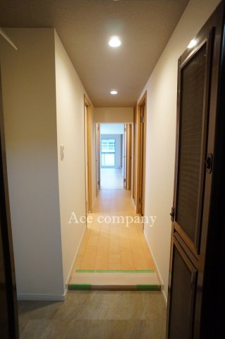 【玄関】 | 朝日プラザ小阪A棟 | 玄関網戸付きです☆