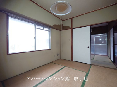 【寝室】 | サンライズマンション