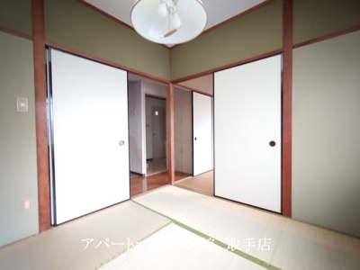 【寝室】 | サンライズマンション