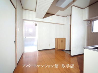 【居間・リビング】 | サンライズマンション