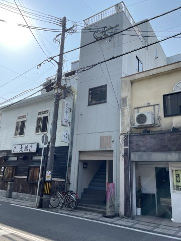 唐津市本町の賃貸マンションの外観