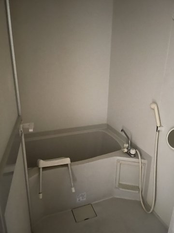 唐津市本町の賃貸マンションの浴室