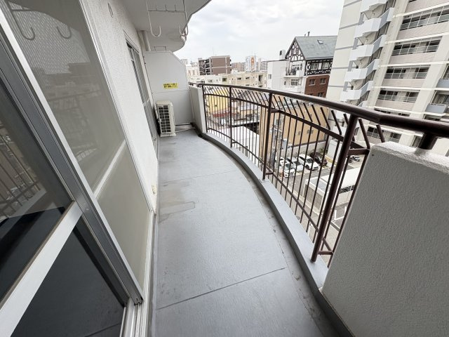 サニーハウス明石のバルコニー