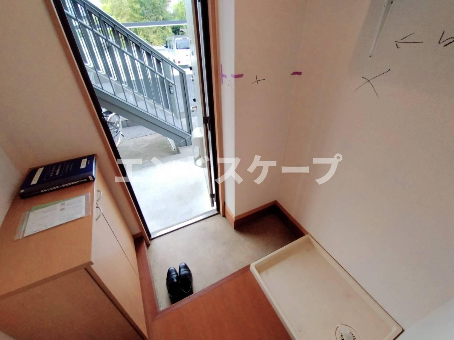 メゾン･フレッサの玄関|高崎、前橋のお部屋探しはエンドスケープまで！お客様の理想お聞かせ下さい♪