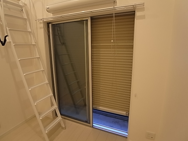 神戸市兵庫区東出町３丁目のアパート