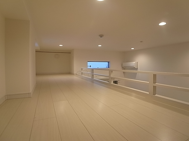 神戸市兵庫区東出町３丁目のアパート