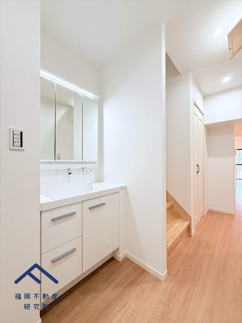 ロイヤルマンション小笹の独立洗面台