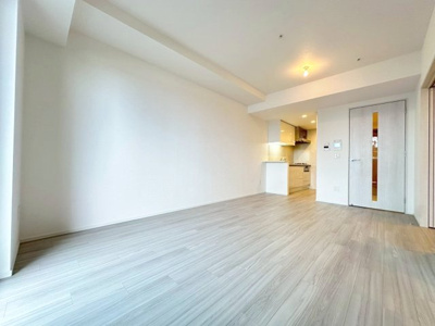 【居間・リビング】 | Brillia Tower箕面船場 TOP OF THE HILL