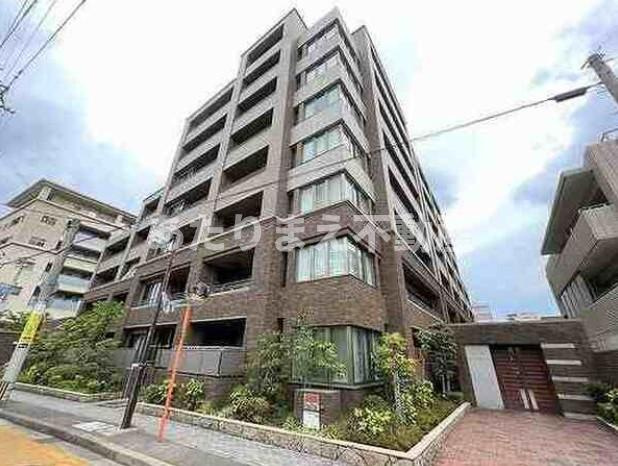 サーパス西新二丁目の外観