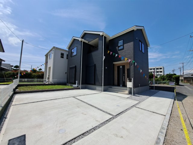 新築　伊勢崎市長沼町第4　Livele Garden.S　2号棟の駐車場|現地写真　駐車スペースは3台分可能です！
