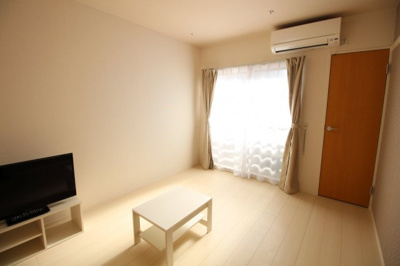 【居間・リビング】 | クレイノ聡 | 採光面が南向きで陽当たりも良いですよ＾o＾