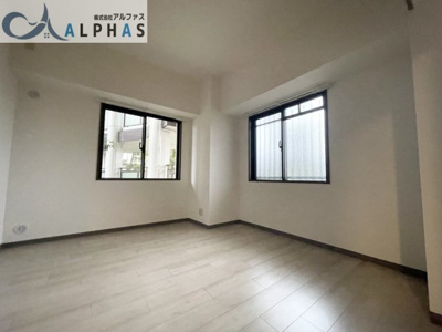 【洋室】 | ファミール西神戸 | スッキリと飽きの来ないシンプルな洋室♪