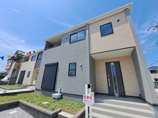 新築　伊勢崎市長沼町第4　Livele Garden.S　4号棟の外観|現地写真　2025年5月完成しました！ご内覧等、お気軽にお問合せください♪　							

						

