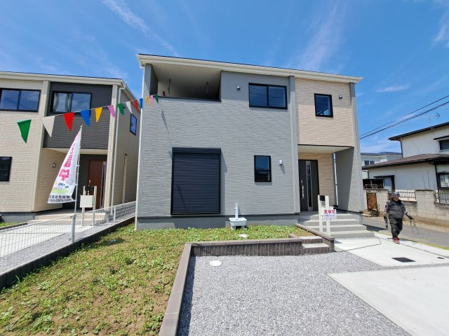 新築　伊勢崎市長沼町第4　Livele Garden.S　4号棟の駐車場|現地写真　駐車スペースは3台分可能です！
