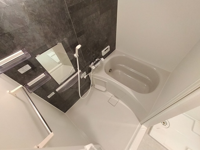神戸市兵庫区永沢町４丁目の賃貸マンションの浴室