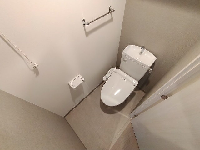 神戸市兵庫区永沢町４丁目の賃貸マンションのトイレ|ウォシュレット付