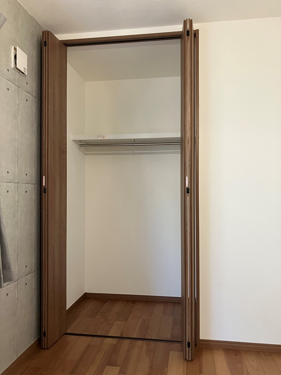 二俣川戸建の収納