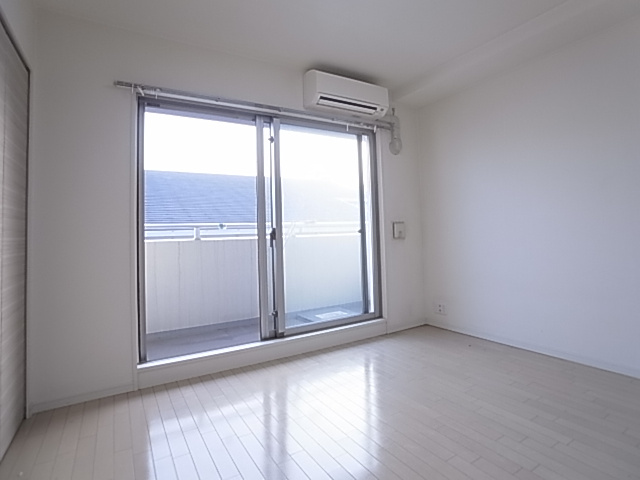 神戸市兵庫区西橘通２丁目の賃貸マンションの居間・リビング|リビング