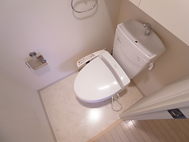神戸市兵庫区西橘通２丁目の賃貸マンションのトイレ|ウォシュレット付