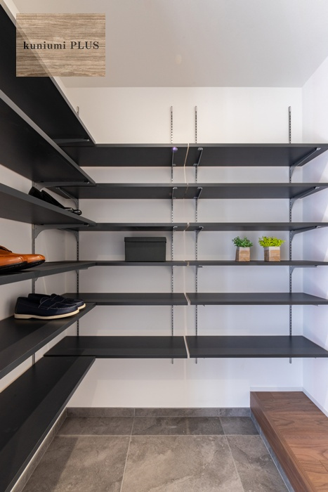 大阪市城東区鴫野西5丁目の玄関