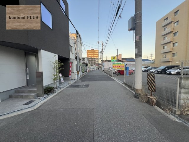 大阪市城東区鴫野西5丁目の前面道路含む現地写真