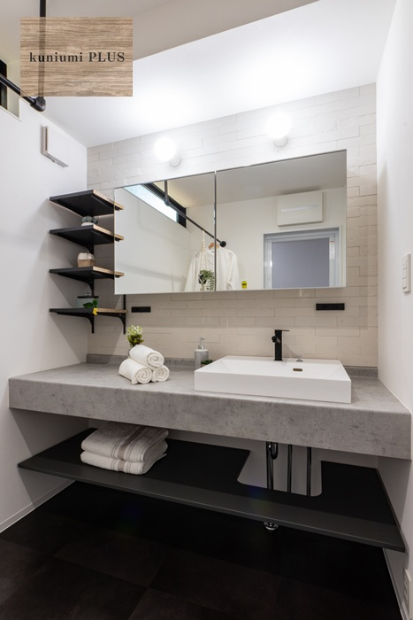 大阪市城東区鴫野西5丁目の洗面所