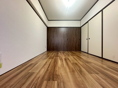 【寝室】 | シャトー箕面