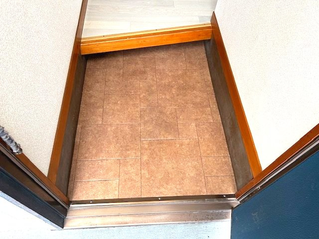 赤羽ハイツの玄関