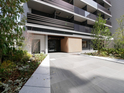 【エントランス】 | ジオエント新町 | 清潔なエントランスです